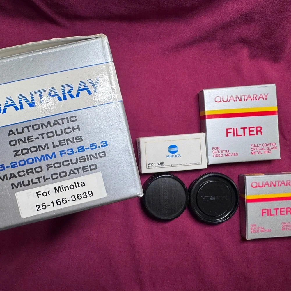 Quantaray 35-200mm Automatic Zoom Lens w/Original Box & Lens case & Filters